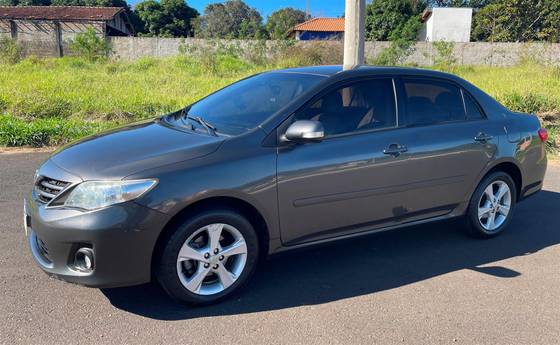 TOYOTA COROLLA 2.0 XEI 16V FLEX 4P AUTOMÁTICO